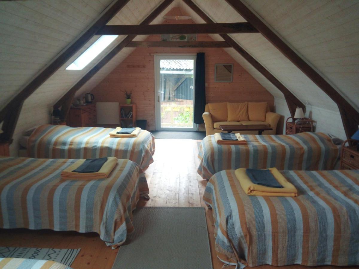 Le Jardin Enchanteur, Chaleureuse Maison D'Hotes Eco-Responsable, Calme Et Accueillante Lopérec Esterno foto